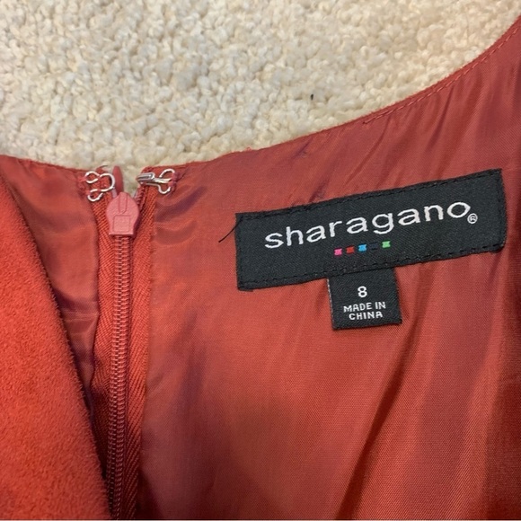 Sharagano Women's Red Jackie O Belted faux suede midi Dress Sz 8 - Picture 6 of 12